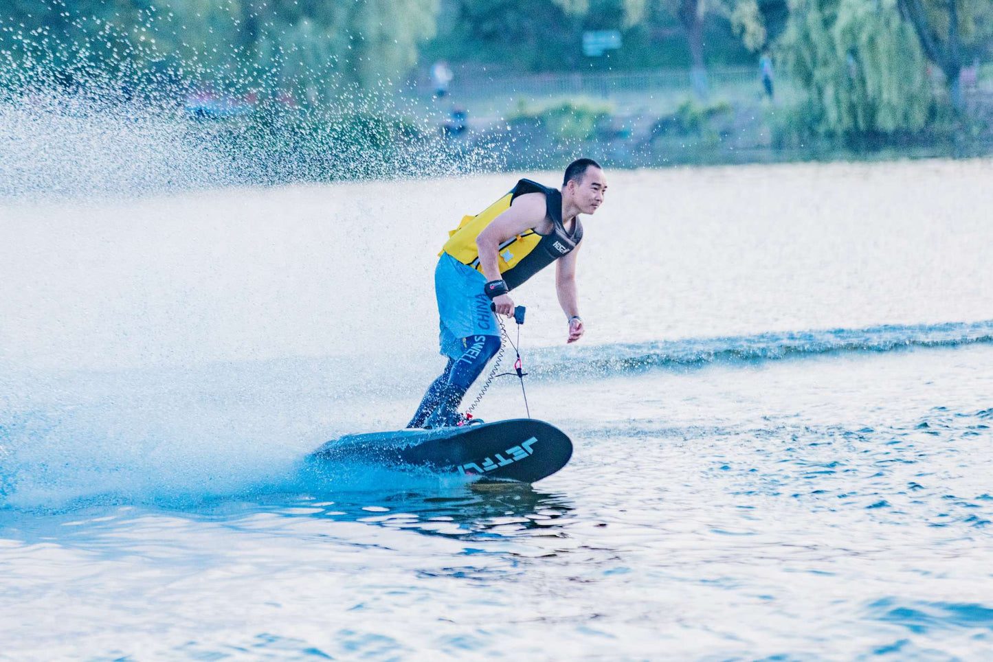 JF01 Electric Surfboard – 60KM/H Carbon Fiber High-Speed Electric Surf Board